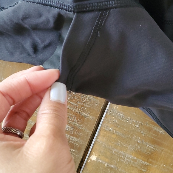 Lululemon shorts - Picture 3 of 7